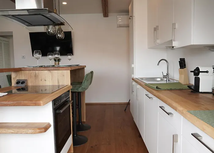 Apartment Traumhafte 4-zimmer Mit Air Condition *